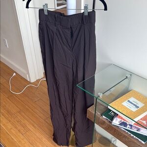 Lululemon Brown Trousers